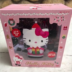 NIB Hello Kitty Christmas 3.2 ft light-up inflatable yard decor Present
